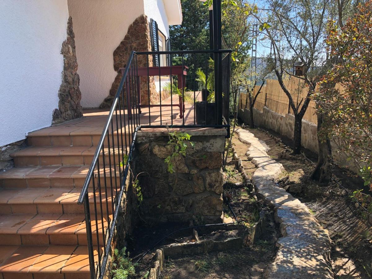 Casa Rural Los Olivos de Robledo de Chavela La Estacion Exterior foto